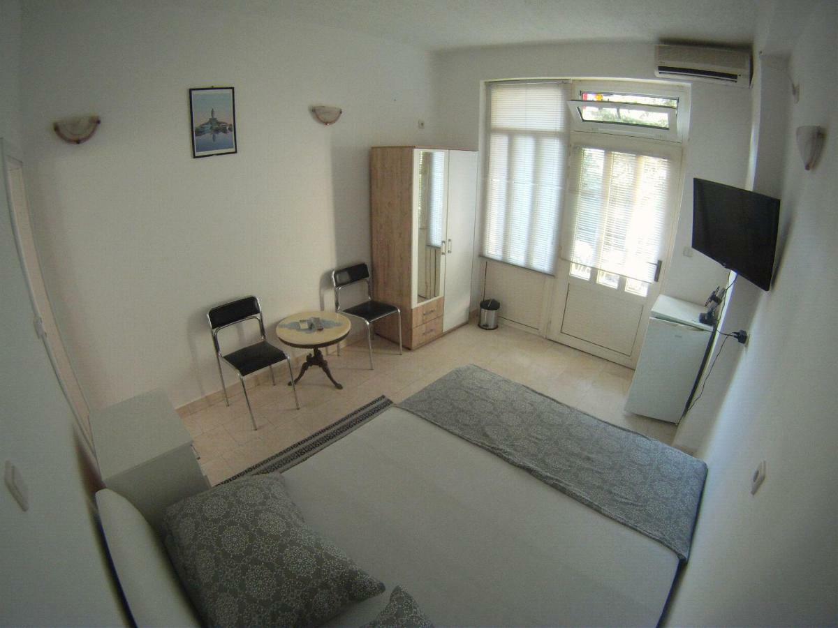 Salona Suite Экстерьер фото